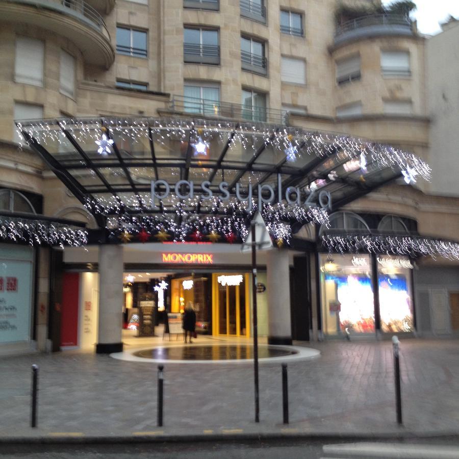 Toureifelchampselysee Paris Exterior foto